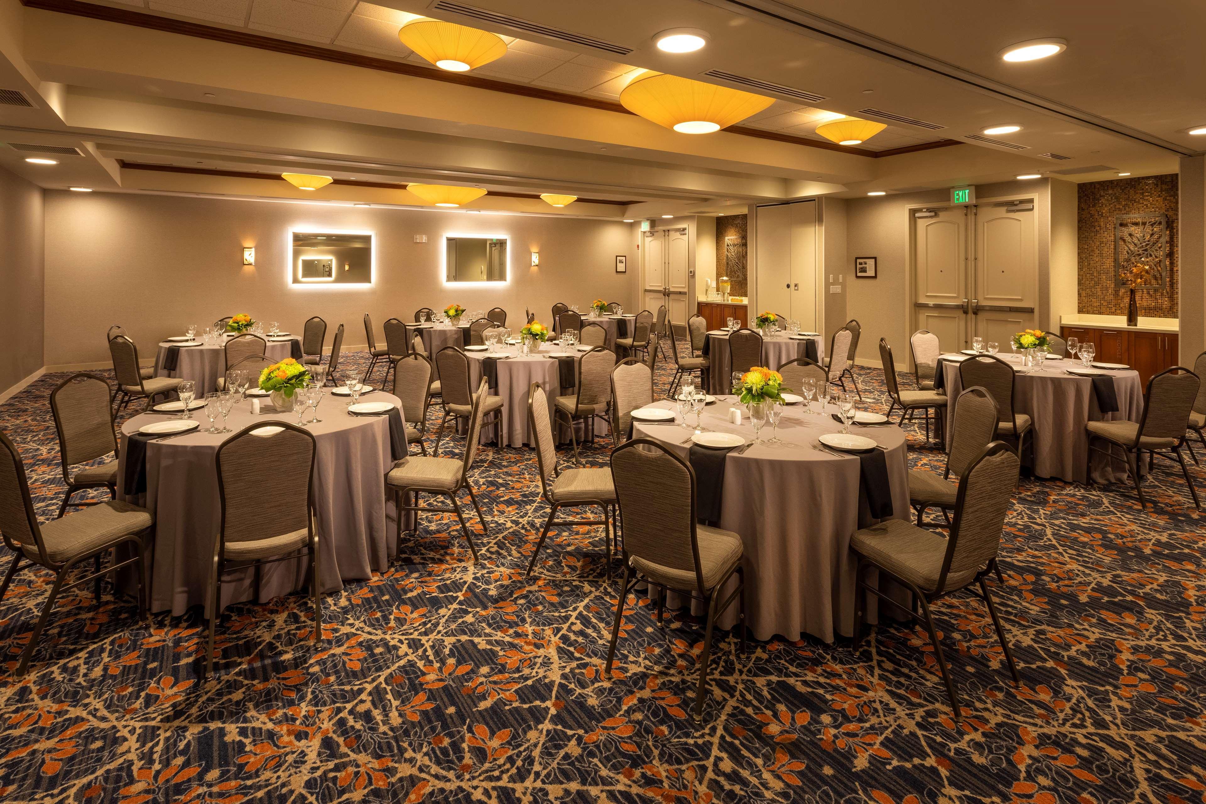 Hilton Garden Inn Seattle/Issaquah Zewnętrze zdjęcie
